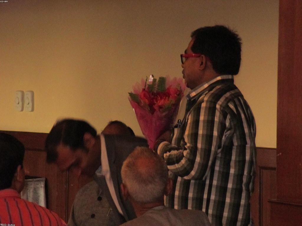 តួនាទីនៃការវាយតម្លៃស្លតក្នុងការអភិវឌ្ឍបណ្តាញសិក្សា