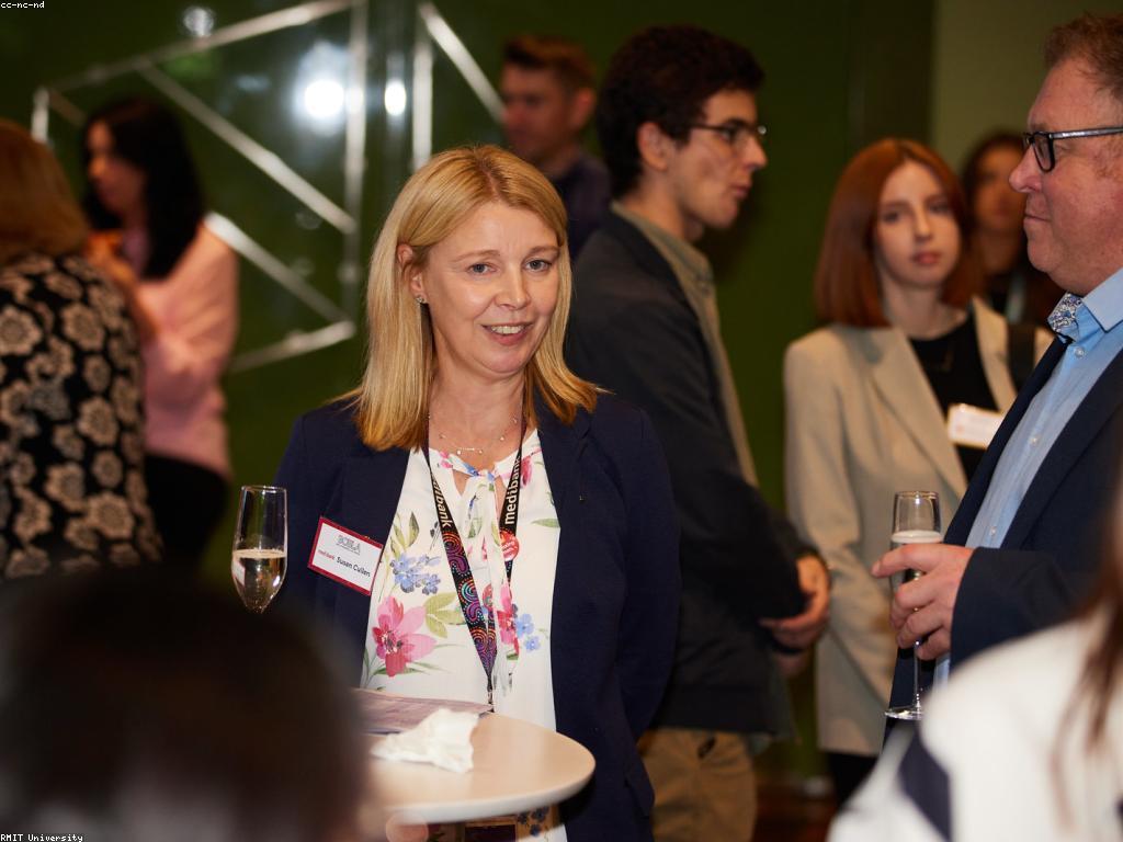 យុទ្ធសាស្រ្តស្លតសម្រាប់ទីផ្សារ