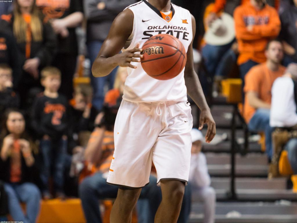 ការប្រកួតស្លត: ការពិចារណា និងការប្រកួតស្ដុកស្ដាប់